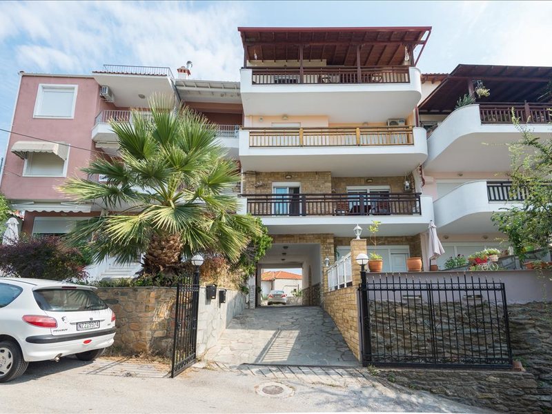 2 Bedroom Flat in Neos Marmaras RE0641 264297