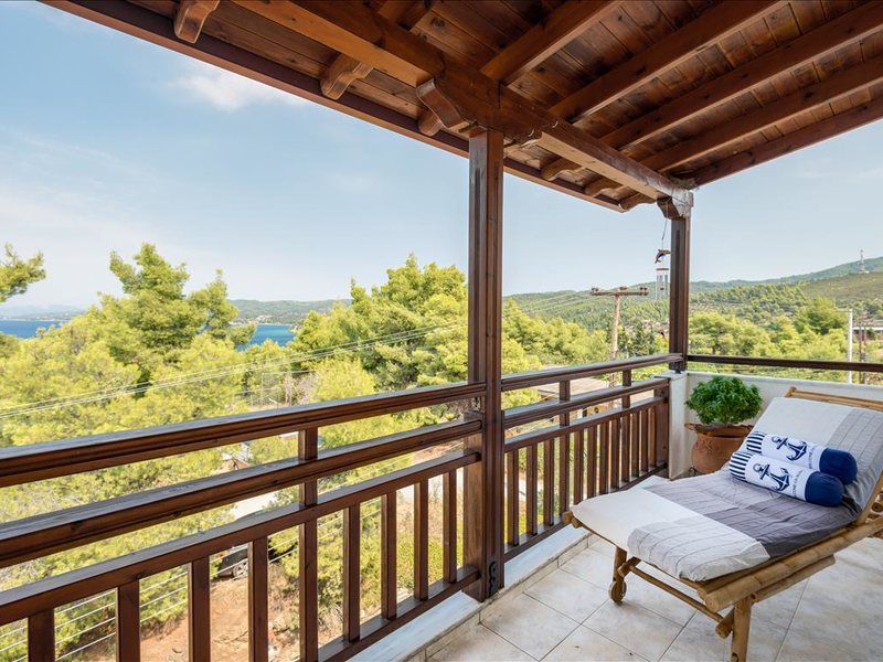 2 Bedroom Flat in Neos Marmaras RE0641 264305