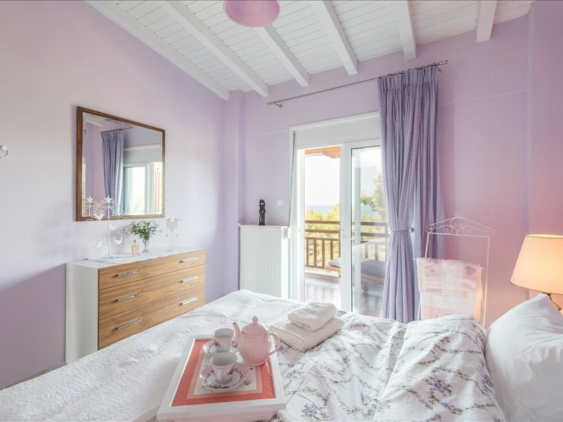 2 Bedroom Flat in Neos Marmaras RE0641 264322