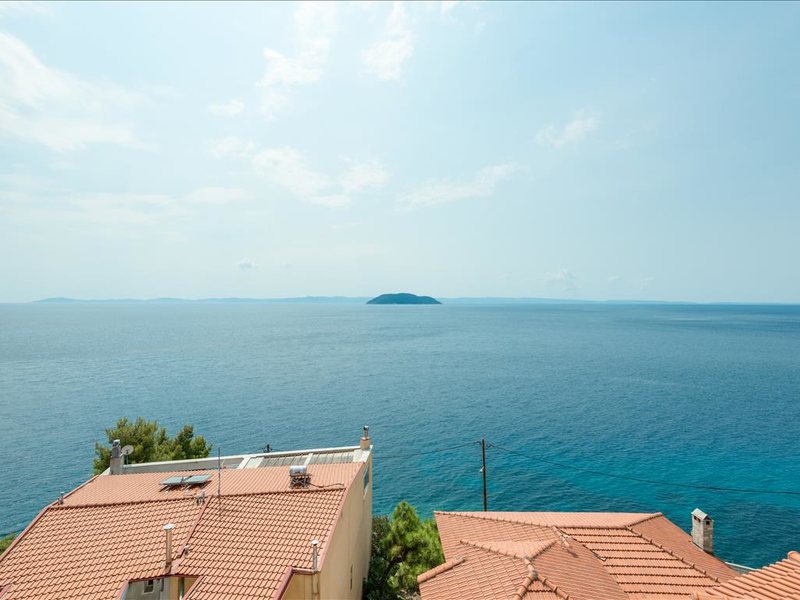 2 Bedroom Flat in Neos Marmaras RE0642 264332