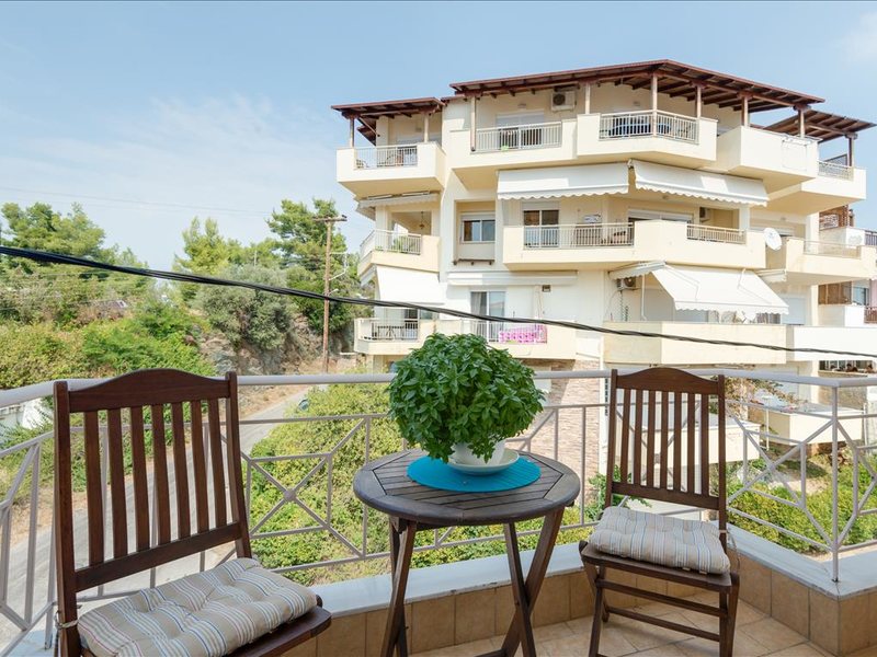 2 Bedroom Flat in Neos Marmaras RE0642 264338