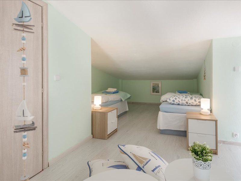 2 Bedroom Flat in Neos Marmaras RE0642 264339