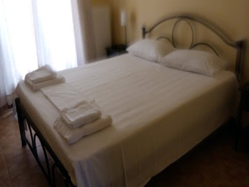 2 Bedroom Flat in Nikiti RE0571 264355