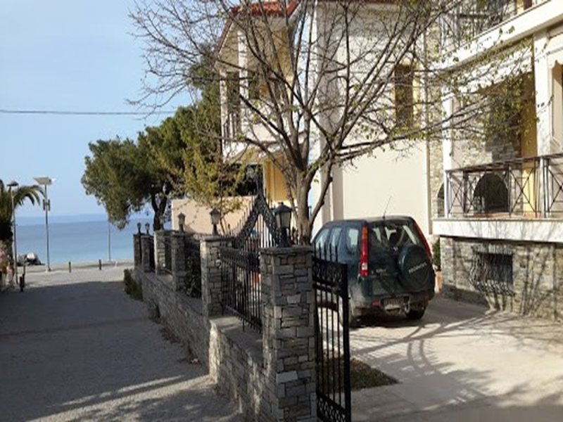 2 Bedroom Flat in Nikiti RE0571 264366