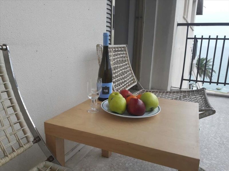 2 Bedroom Flat in Paleo Faliro RE0644 264379