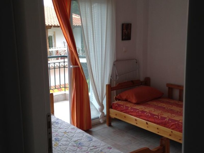 2 Bedroom Flat in Pefkochori RE0009 264740
