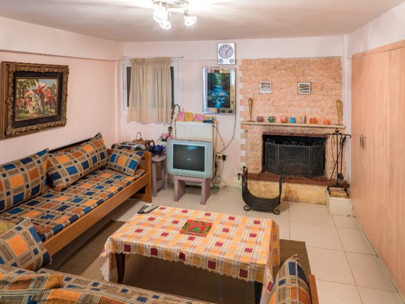 2 Bedroom Flat in Perea RE0746 264443