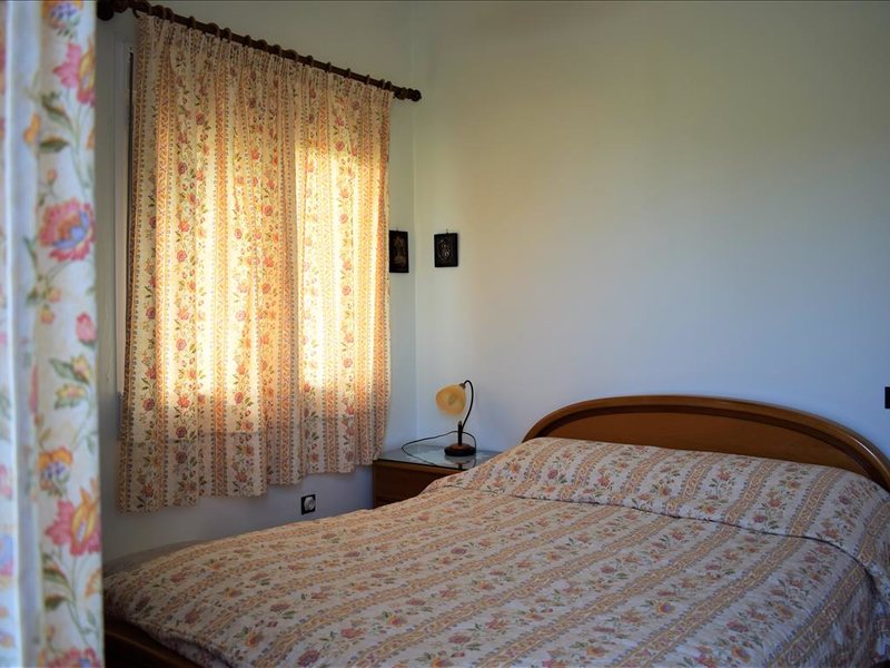 2 Bedroom Flat in Rafina RE0592 264563