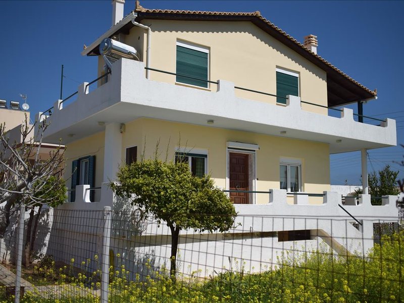 2 Bedroom Flat in Rafina RE0592 264577