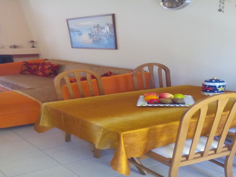 2 Bedroom Flat in Siviri RE0798 264586