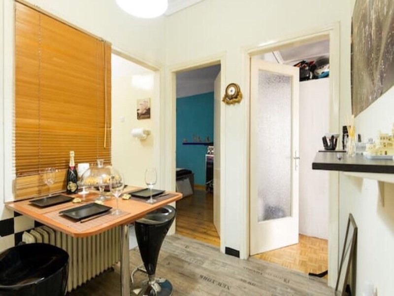 2 Bedroom Flat in Thessaloniki RE0150 264684