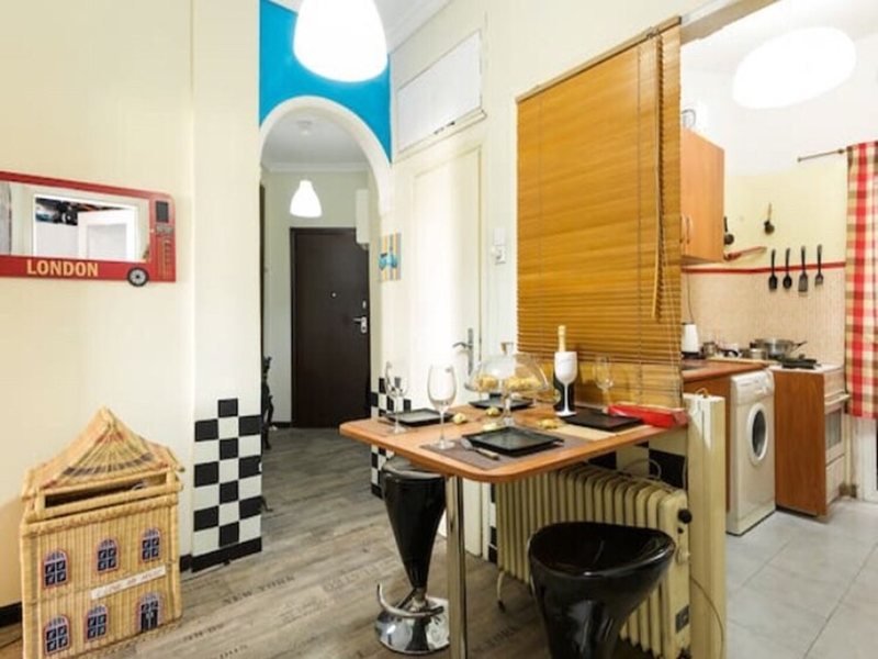 2 Bedroom Flat in Thessaloniki RE0150 264686