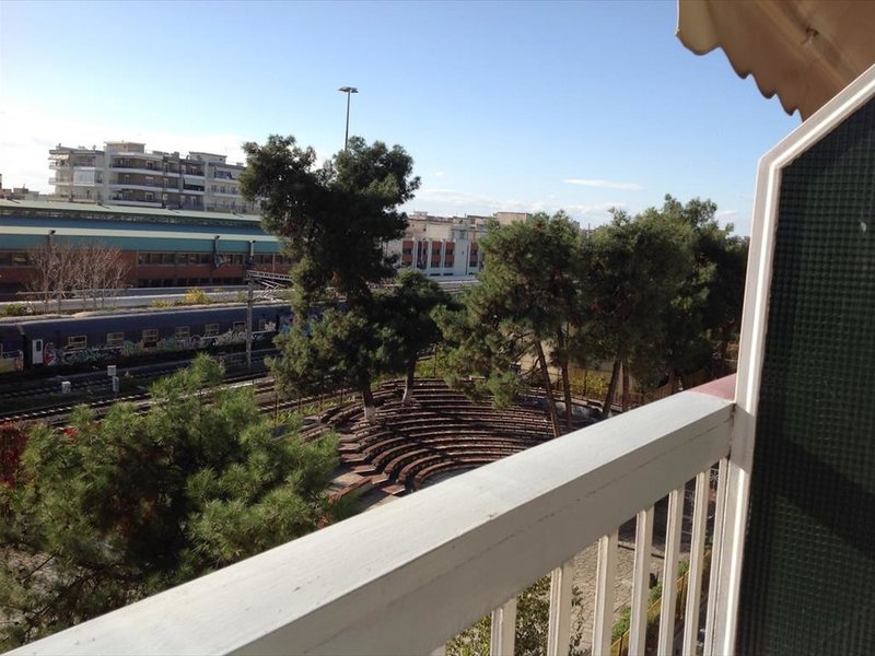 2 Bedroom Flat in Thessaloniki RE0601 264647