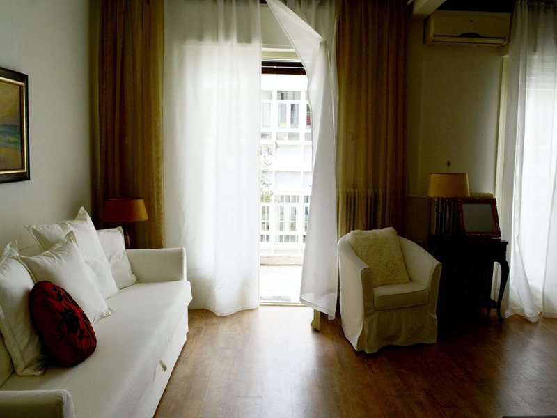 2 Bedroom Flat in Thessaloniki RE0772 264666