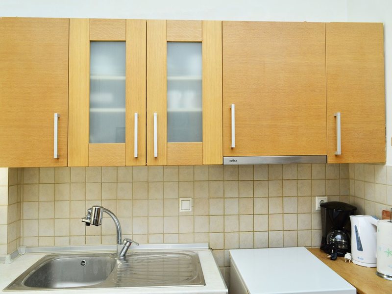 2 Bedroom Flat in Thessaloniki RE0772 264668