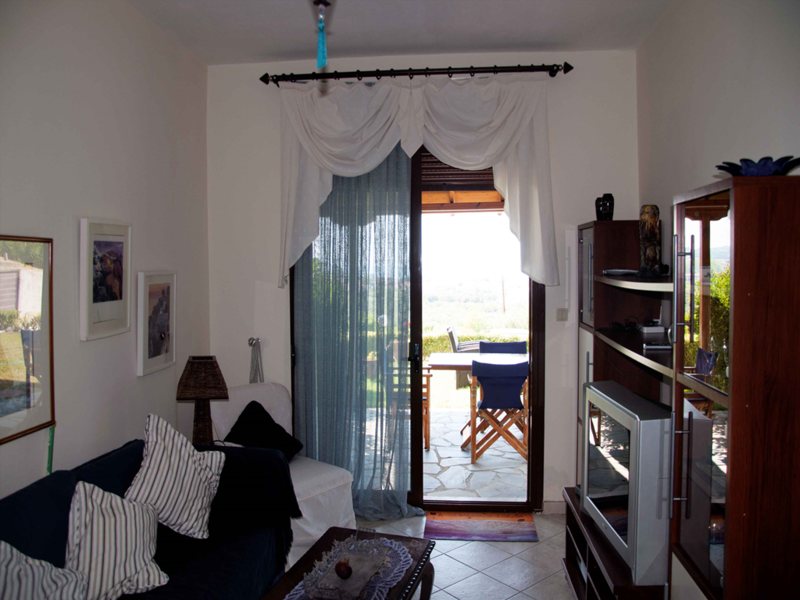 2 Bedroom Maisonette in Fourka RE0022 265167