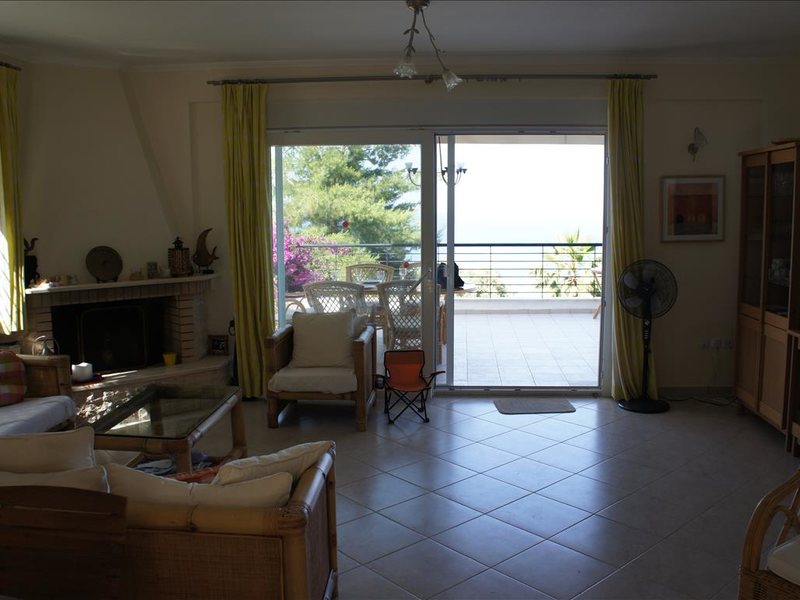 2 Bedroom Maisonette in Fourka RE0387 264802