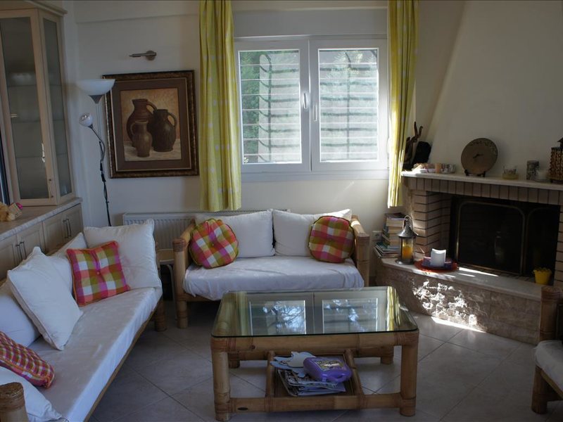 2 Bedroom Maisonette in Fourka RE0387 264808