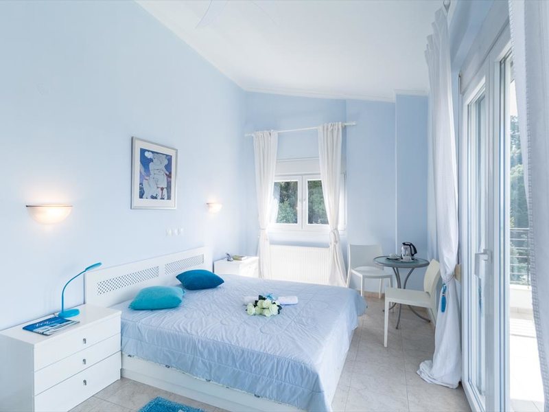 2 Bedroom Maisonette in Fourka RE0387 264809