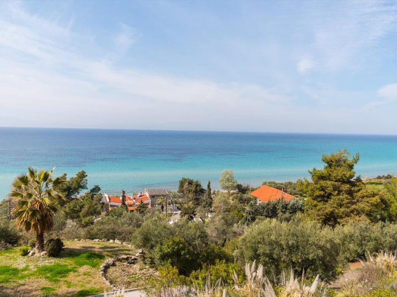 2 Bedroom Maisonette in Fourka RE0387 264813