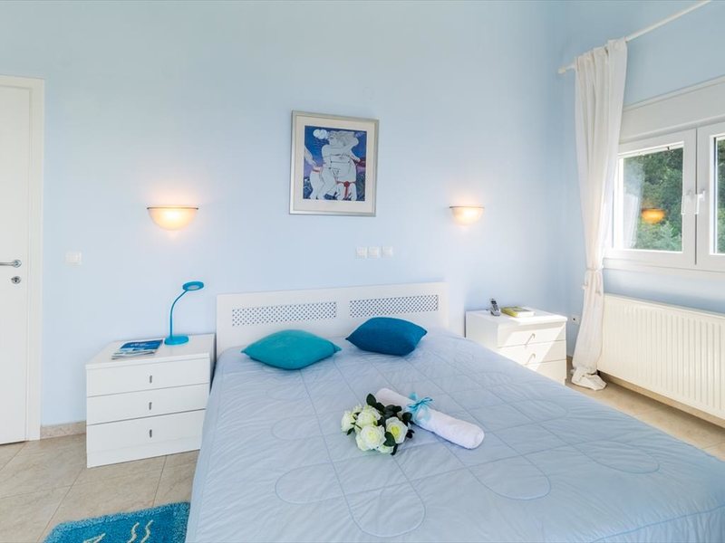 2 Bedroom Maisonette in Fourka RE0387 264814