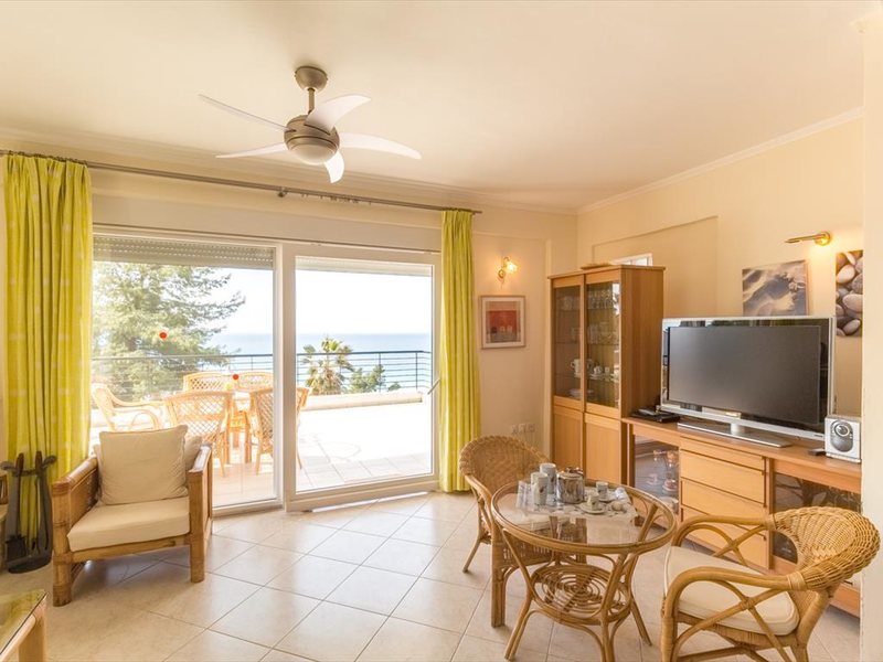 2 Bedroom Maisonette in Fourka RE0387 264819