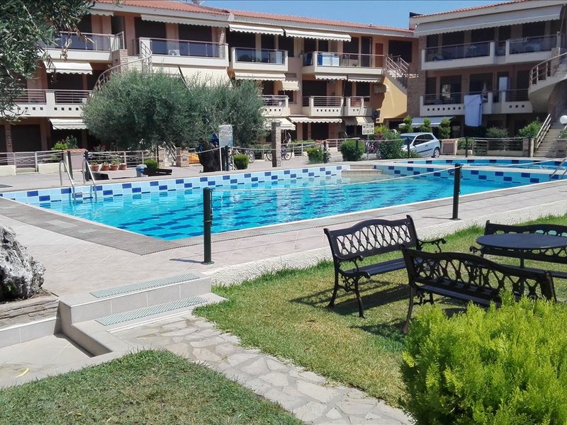 2 Bedroom Maisonette in Gerakini RE0826 264871