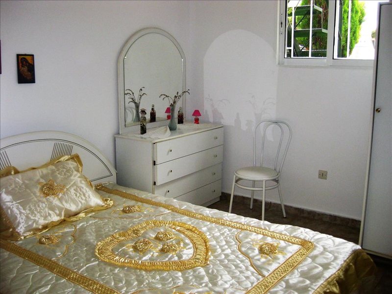 2 Bedroom Maisonette in Kalithea RE0653 264881