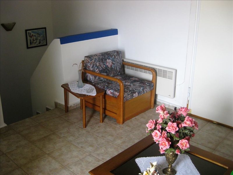 2 Bedroom Maisonette in Kalithea RE0653 264893