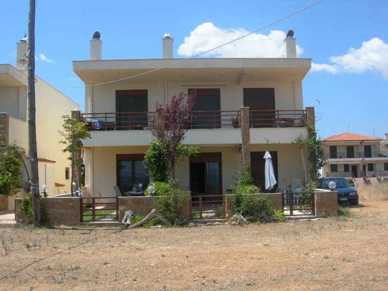 2 Bedroom Maisonette in Nea Fokea RE0069 264936