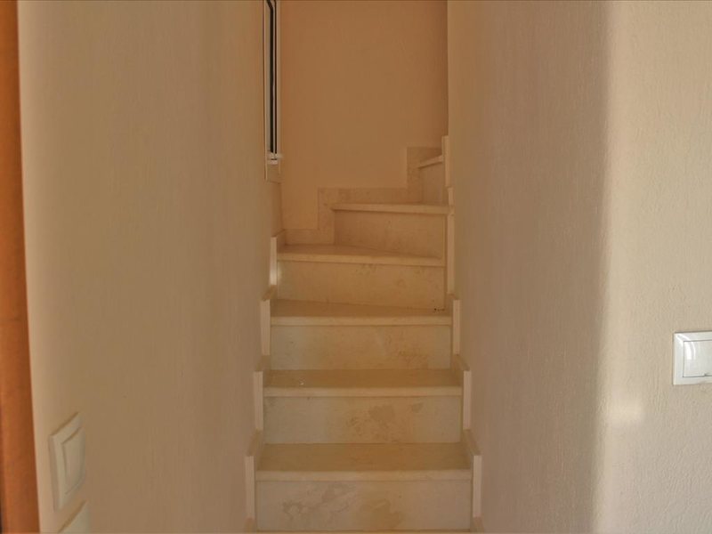 2 Bedroom Maisonette in Paralia Dionysioy RE0402 265193