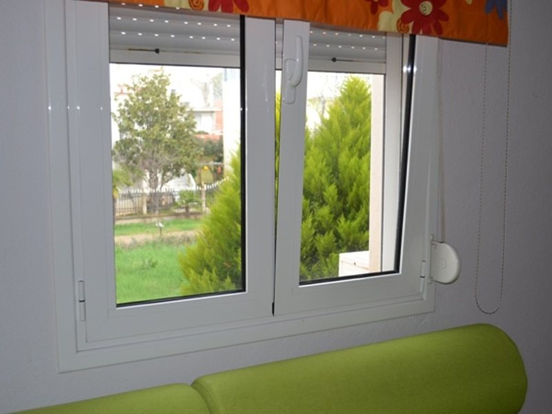 2 Bedroom Maisonette in Paralia Dionysioy RE0423 264984