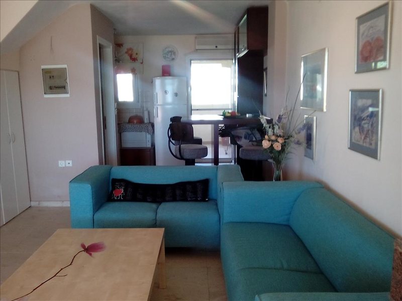 2 Bedroom Maisonette in Paralia Dionysioy RE0423 264990
