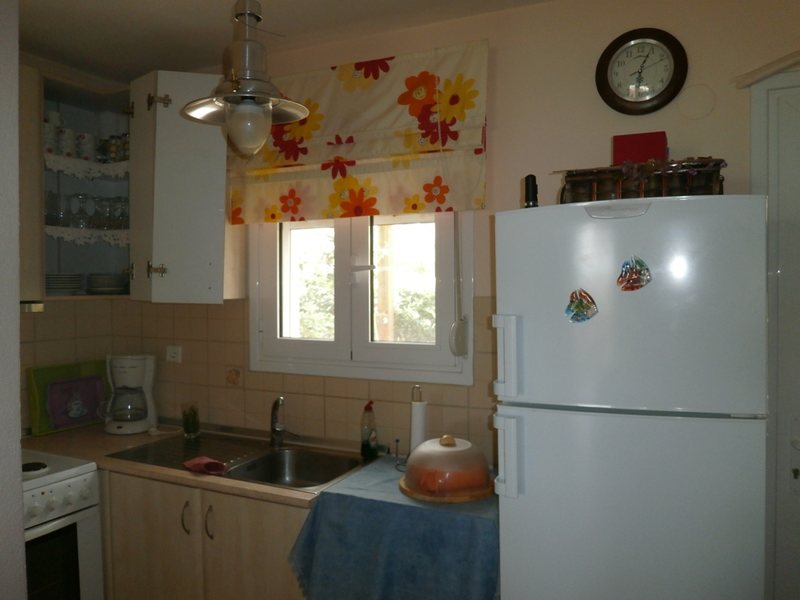 2 Bedroom Maisonette in Paralia Dionysioy RE0423 264991