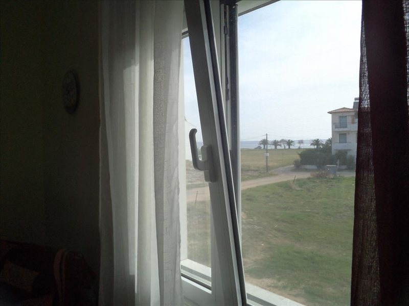 2 Bedroom Maisonette in Paralia Dionysioy RE0864 265003