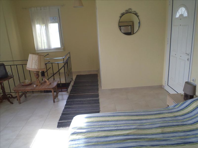 2 Bedroom Maisonette in Paralia Dionysioy RE0864 265004