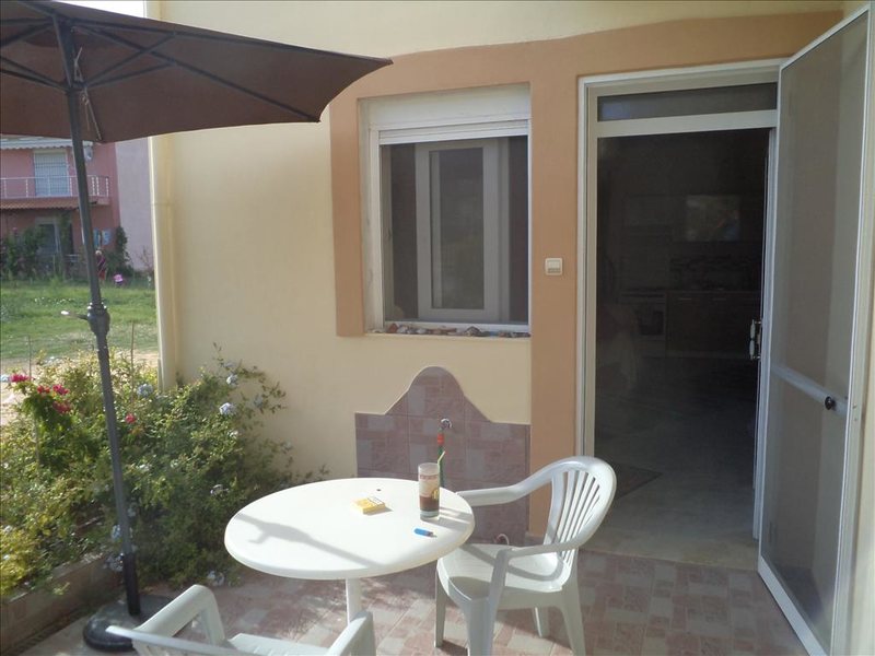 2 Bedroom Maisonette in Paralia Dionysioy RE0864 265011