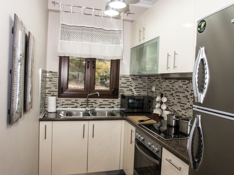 2 Bedroom Villa in Ag 265239