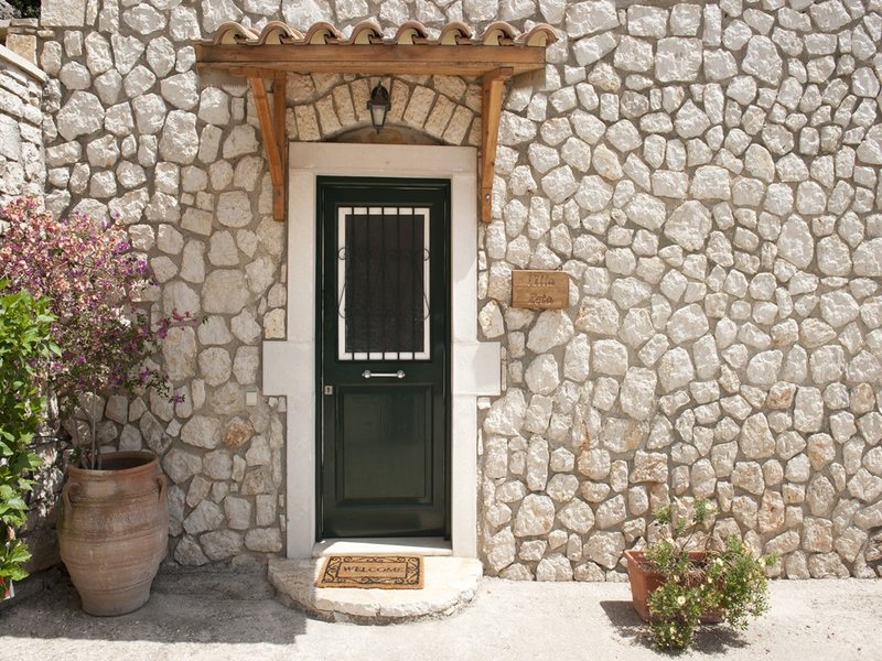 2 Bedroom Villa in Nisaki RE0279 265255