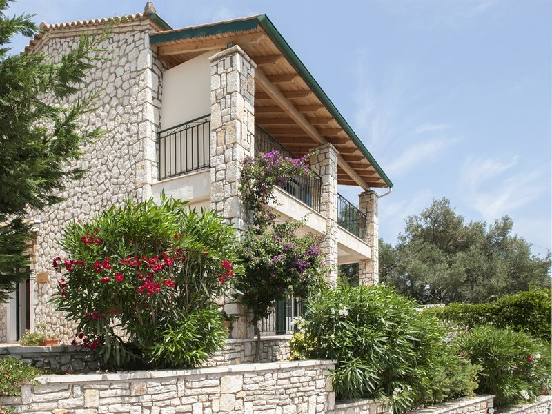 2 Bedroom Villa in Nisaki RE0279 265257