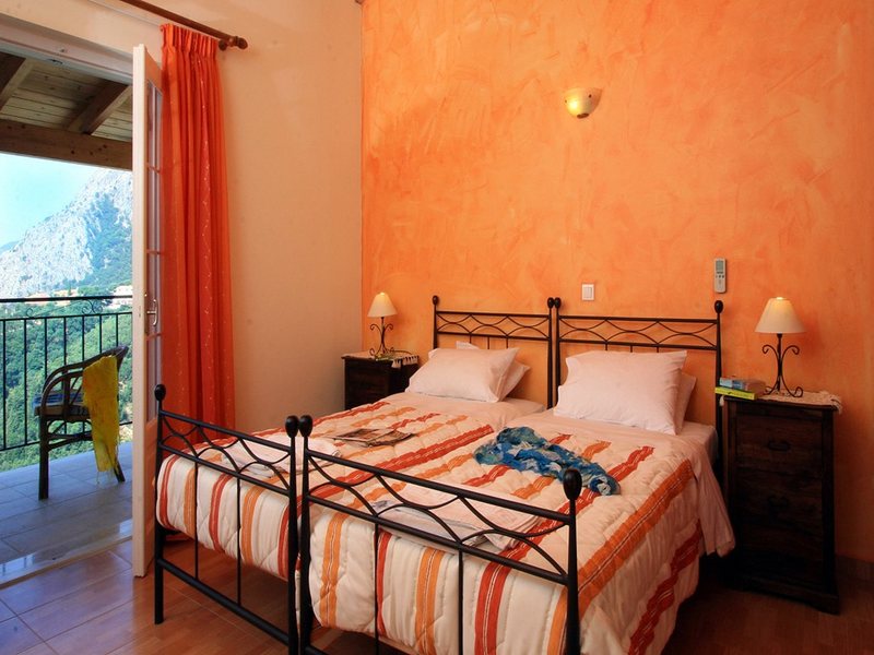 2 Bedroom Villa in Nisaki RE0280 265260