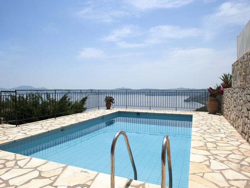 2 Bedroom Villa in Nisaki RE0280 265269