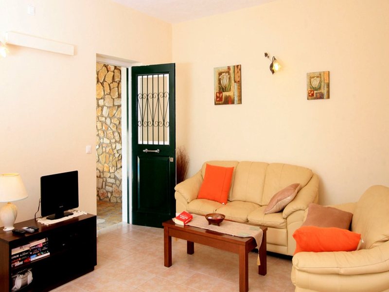 2 Bedroom Villa in Nisaki RE0280 265274