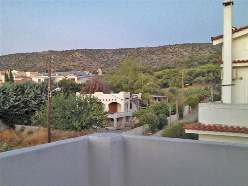 3 Bedroom Detached House in Ag 265707