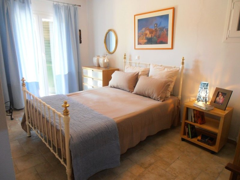 3 Bedroom Detached House in Ermones RE0487 265777