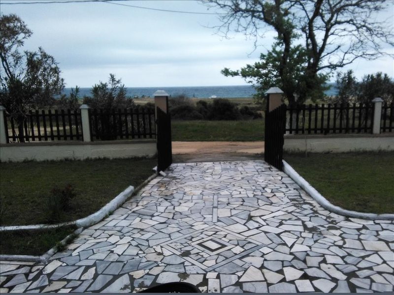 3 Bedroom Detached House in Ierissos RE0655 265797