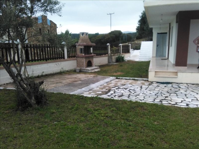 3 Bedroom Detached House in Ierissos RE0655 265809