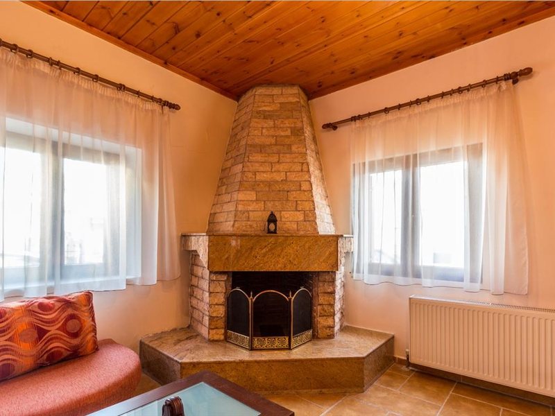 3 Bedroom Detached House in Nea Fokea RE0335 265829