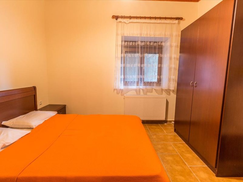 3 Bedroom Detached House in Nea Fokea RE0335 265837