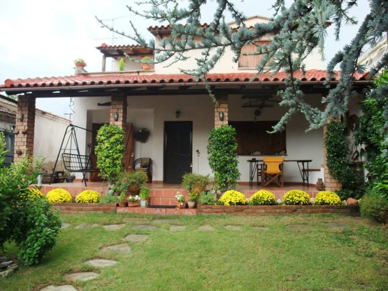 3 Bedroom Detached House in Nea Kallikratia RE0007 265912